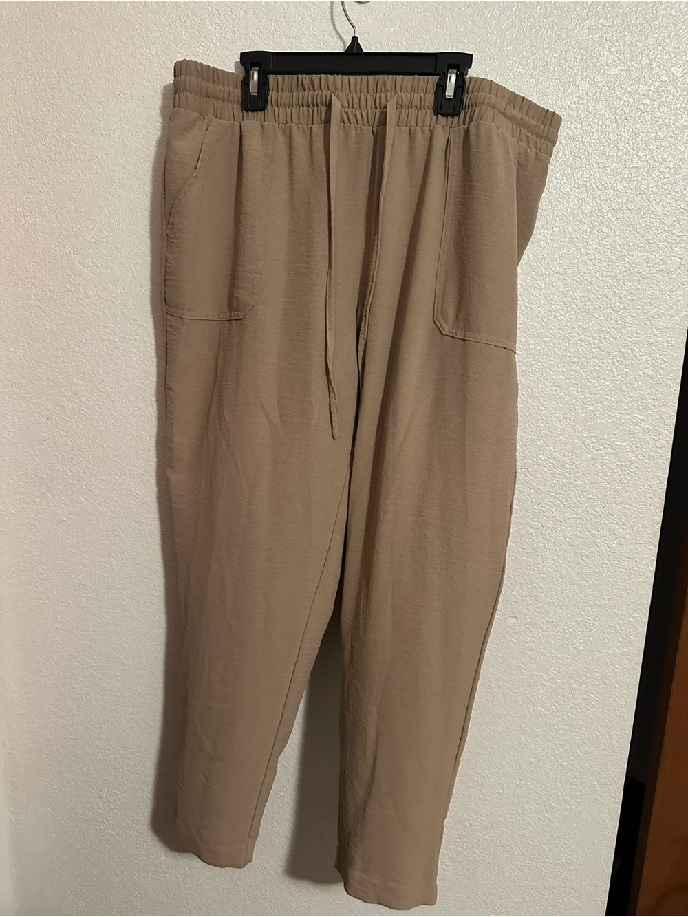Relaxed Drawstring womens Pants in Taupe